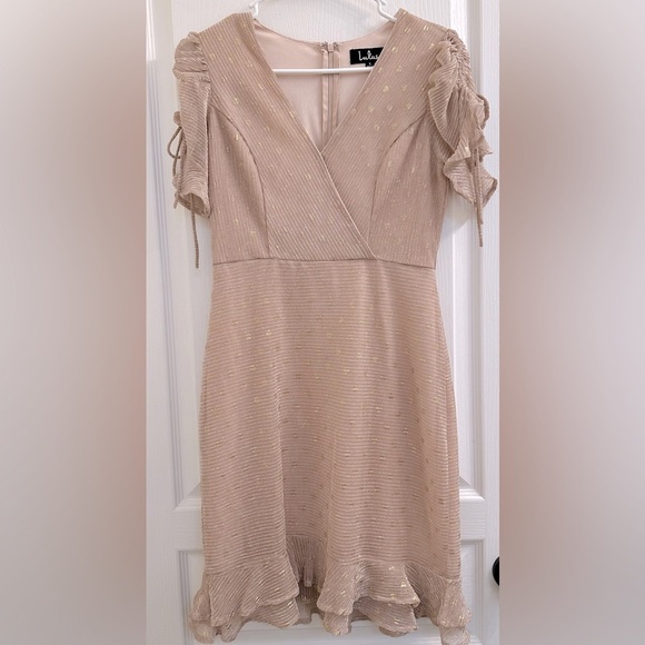 Lulu’s Top Model Light Pink & Gold Polka Dot Ruffled Flounced Dress CL3 - Picture 3 of 12